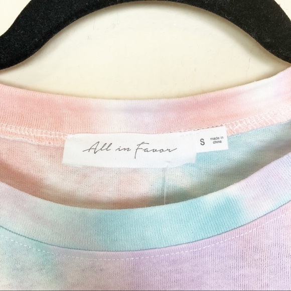 New All in Favor Nordstrom Tie Dye Cropped Long Sleeve Cotton Tee Be Nice Patch - Picture 3 of 7